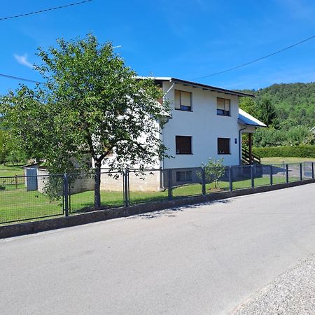 Apartman "Jagar" Ogulin Kültér fotó